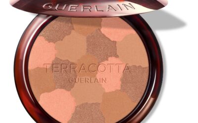 Un Teint hâlé toute l’année : Autobronzant et fond de teint bonne mine